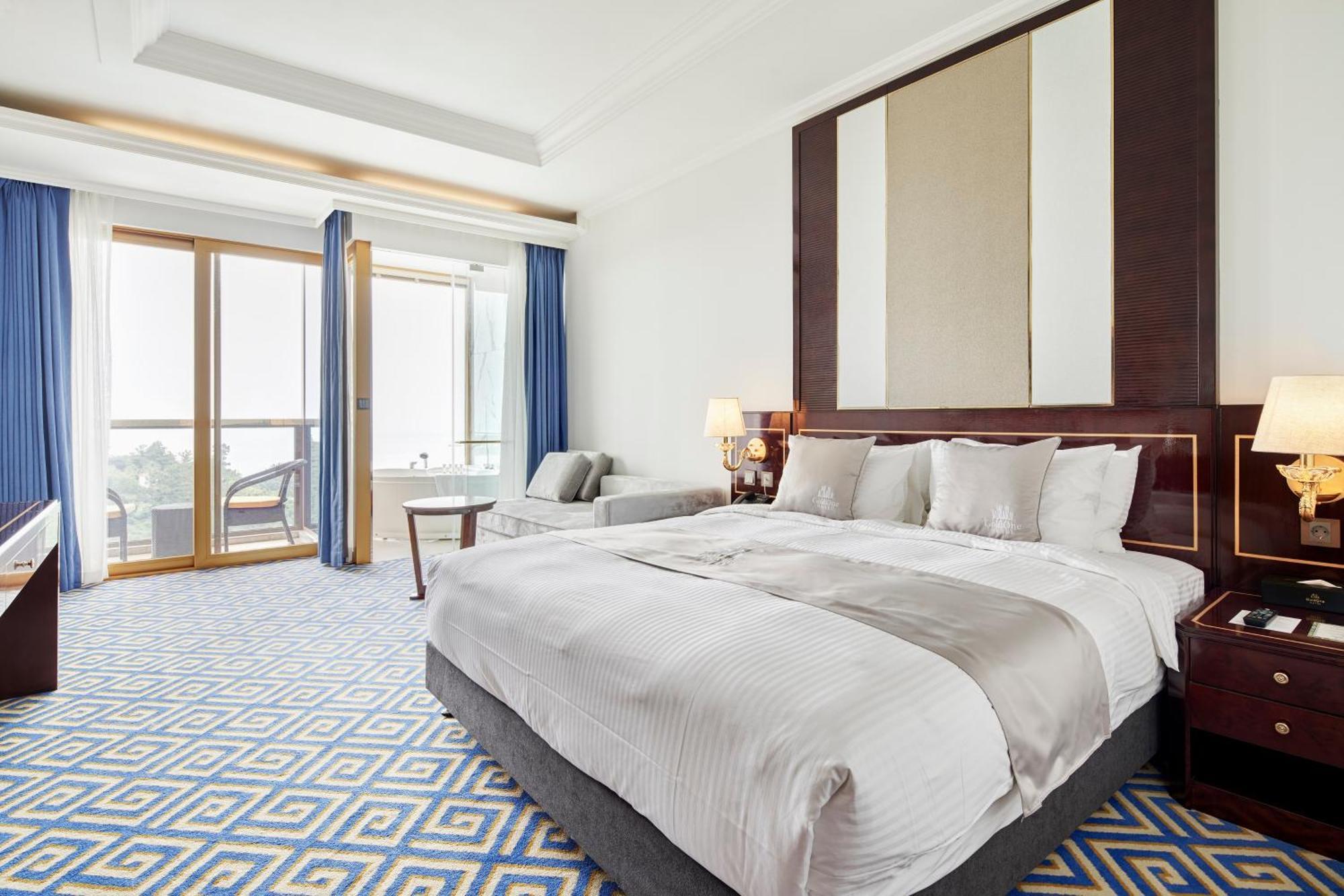 Goldone Hotel & Suites Seogwipo Zewnętrze zdjęcie